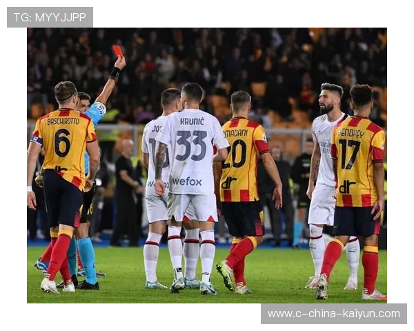 AC米兰角球开出,吉鲁头球下坠砸进大门 AC米兰角球开出,吉鲁头球下坠砸进大门