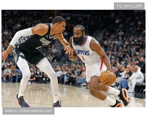 掘金战术执行迅速形成有效进攻